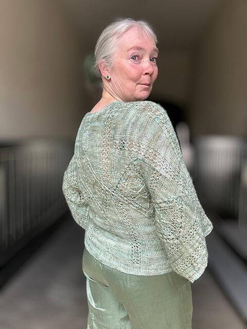 Vær klar til at modtage komplimenter på stribe, når du har strikket din Stephenville Crossing.